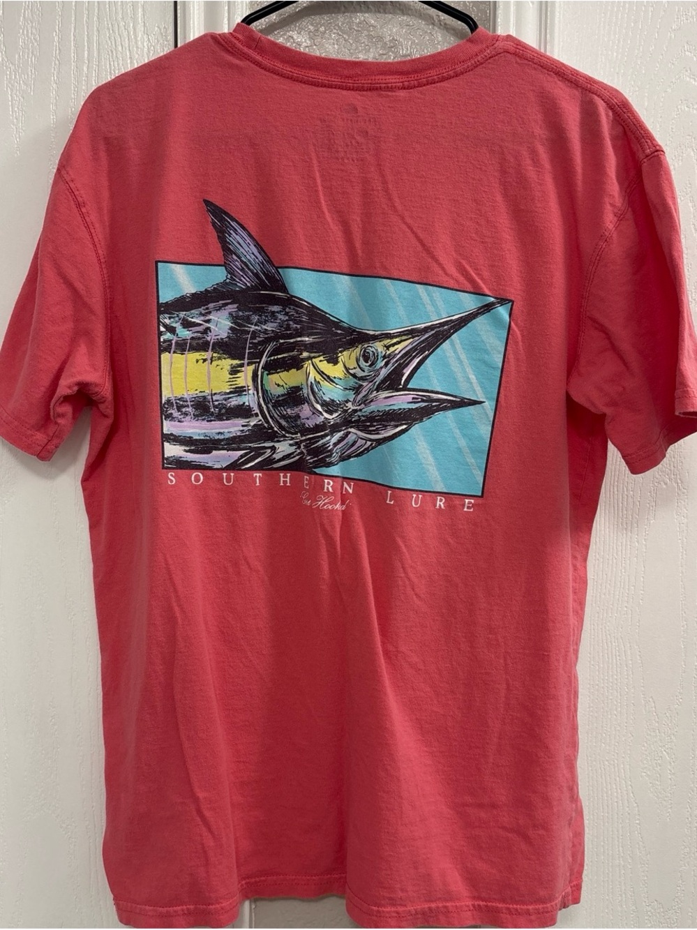Southern Lure Men's Coral Graphic Short Sleeve Tee